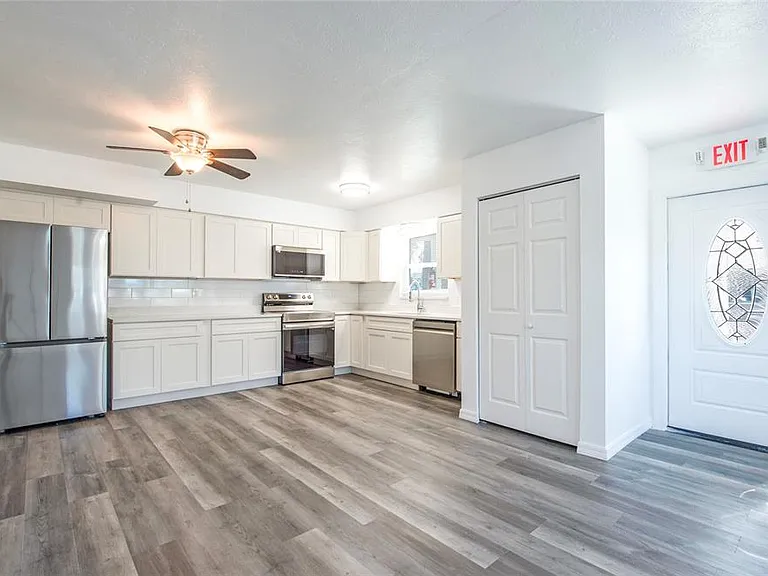 717 E Gulf Blvd #2 — Photo 7