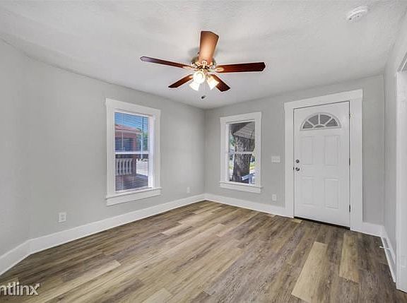 5th image of 3703 N Ola Ave
