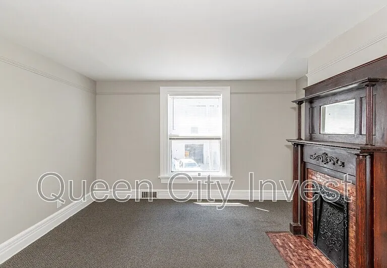 115 E Foraker St #2 — Photo 5