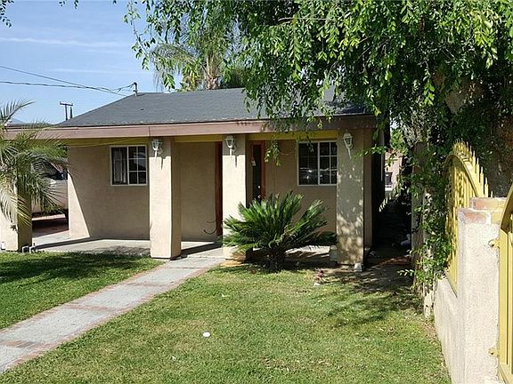 3rd image of 13931 Foster Ave