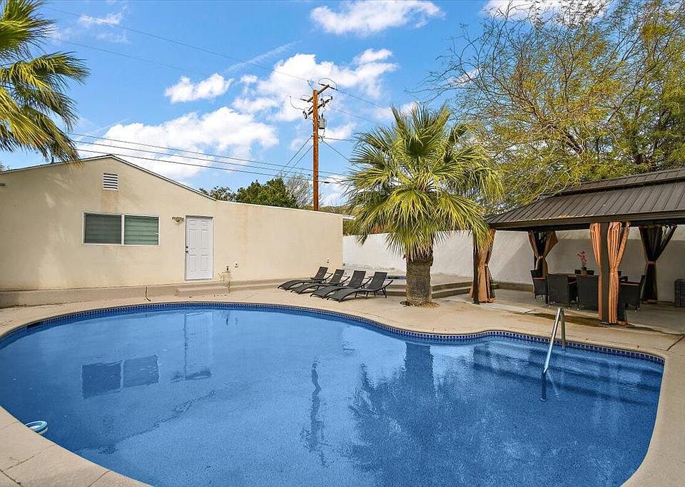 1st image of 66860 Flora Ave
