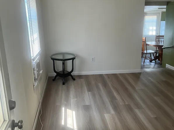 36 South St #1, Waterford, NY 12188