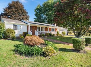 31 Conifer Dr, North Providence, RI 02904