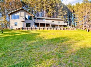 7853 100th Ave, Evart, MI 49631