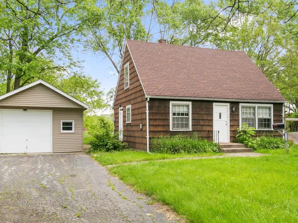 17725 Henry St, Lansing, IL 60438