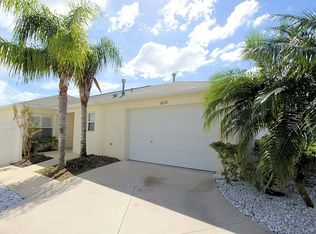 1072 Jackson St, The Villages, FL 32162