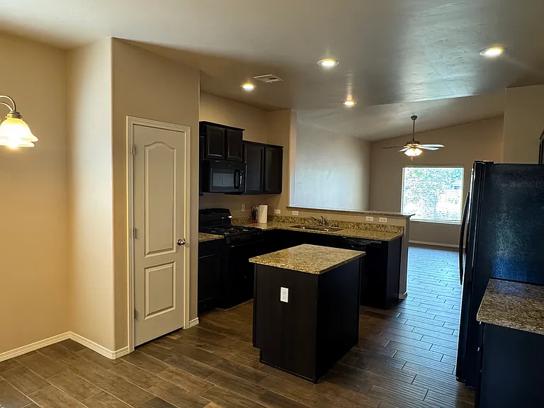 2898 San Miguel Ct — Photo 1