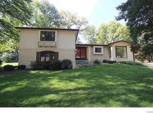 4527 Woodworth Ln, Saint Louis, MO