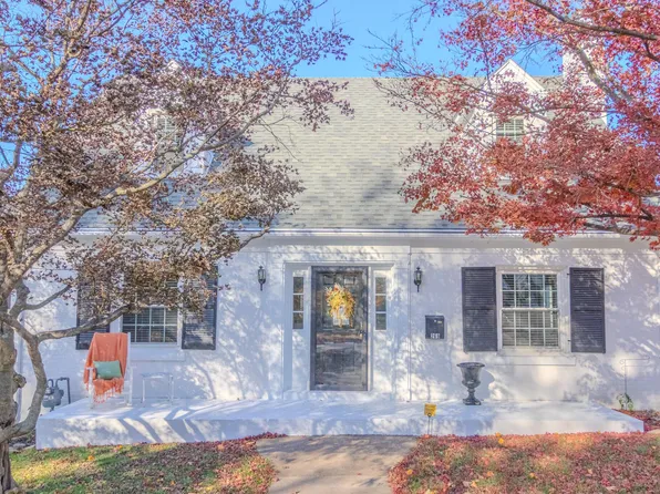 269 Taylor Dr, Lexington, KY 40511