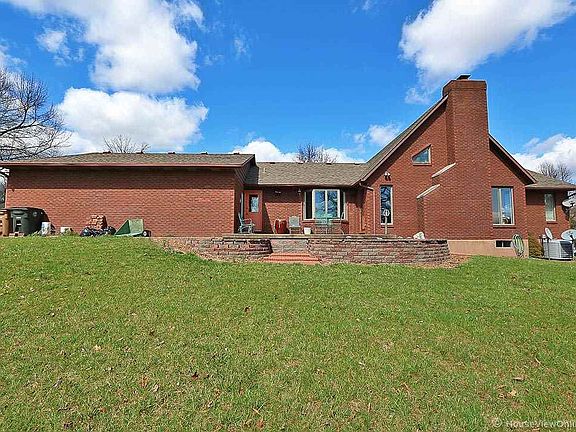 5th image of 2718 Plymouth Dr
