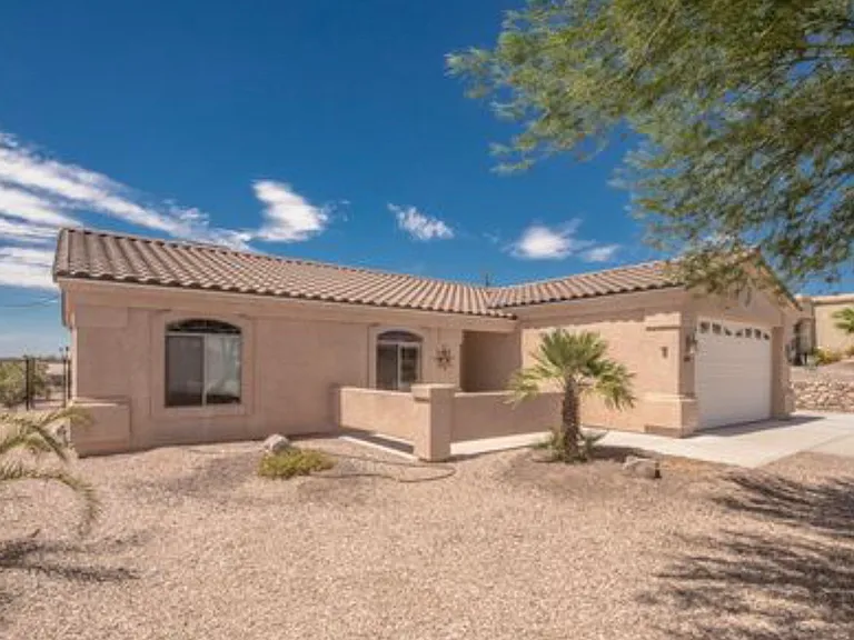 2751 Minnow Ln — Photo 2