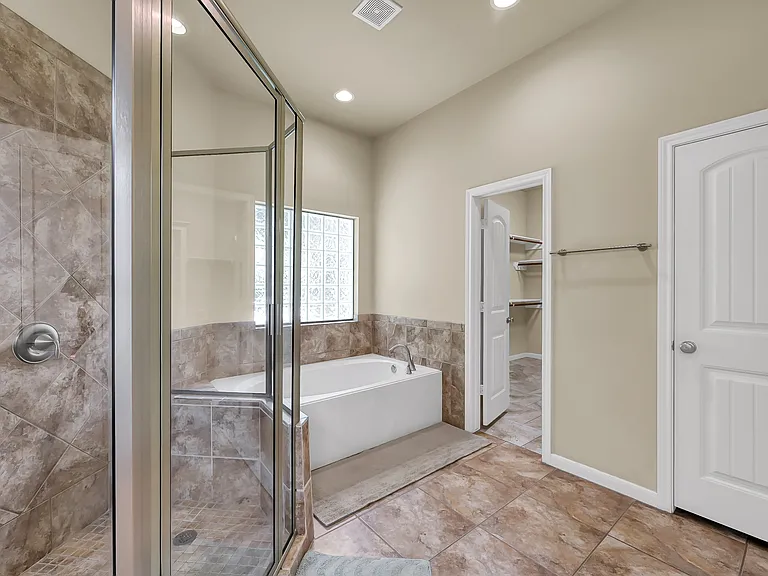 40102 Country Forest Dr — Photo 29