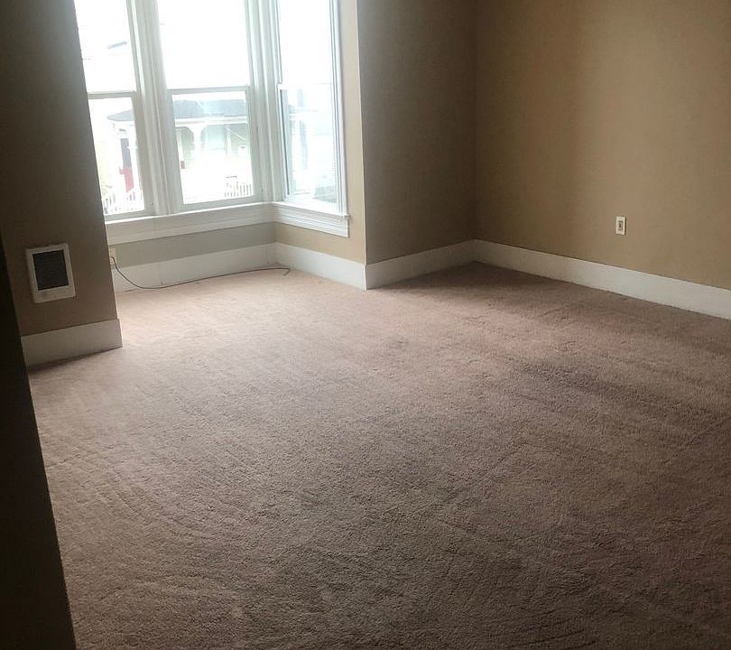 591 Commercial Street Apartment Rentals Astoria, OR Zillow