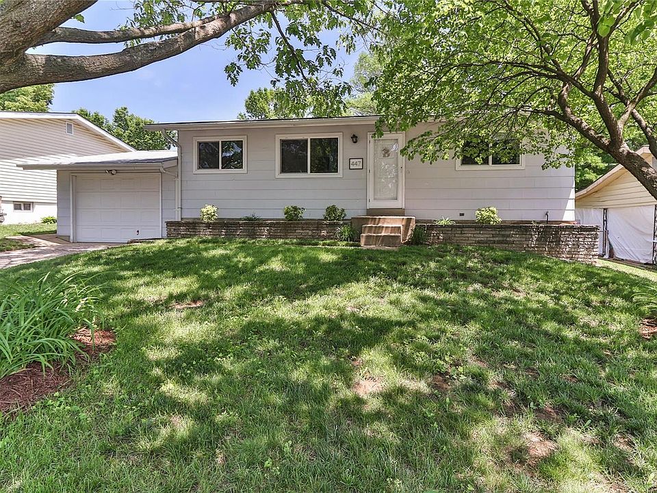 1st image of 447 Golden Valley Dr