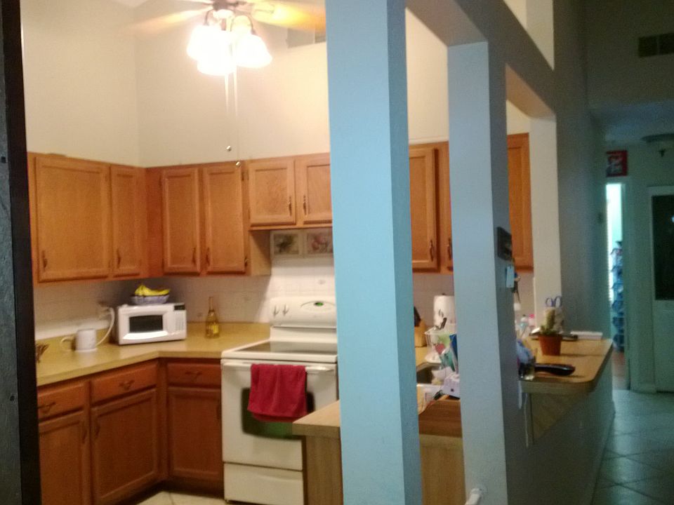 1st image of 3859 Berkshire Ct