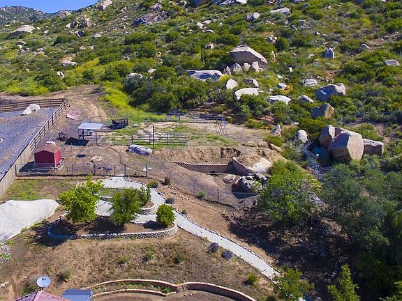 2nd image of 25118 Kerri Ln