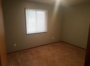 2251 Davis St, Iowa City, IA 52240