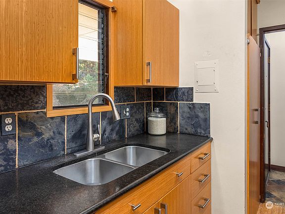 5th image of 10903 Glen Acres Drive S #A26D