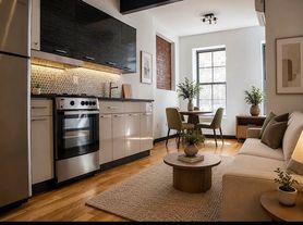 957 Kent Ave, Brooklyn, NY
