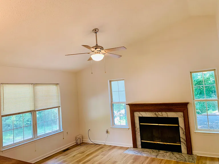 1084 Rimrock Rd — Photo 7