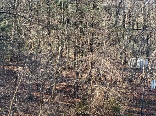 65 Newman Rd #D, Orrtanna, PA 17353