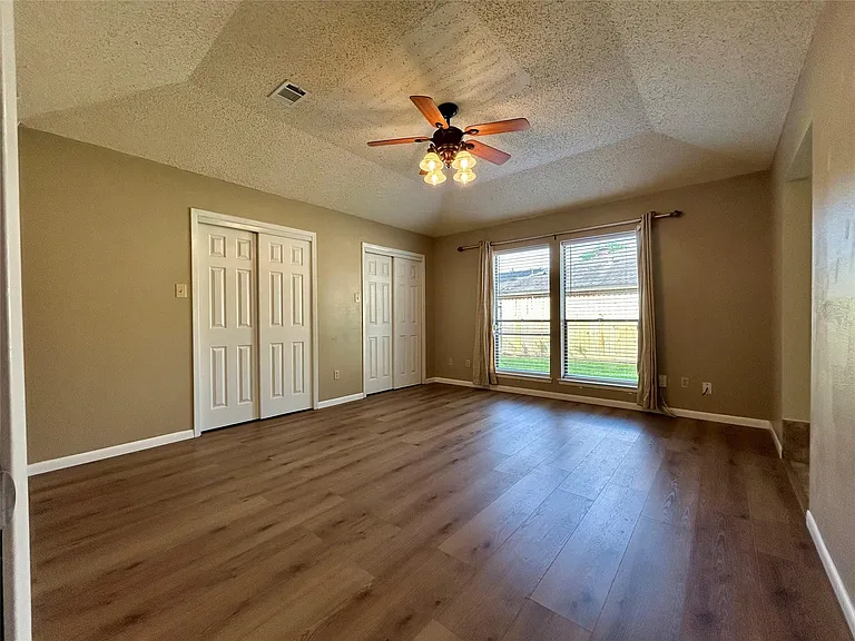 2711 Laurel Creek Way — Photo 19