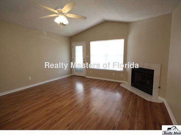 3rd image of 7085 Weatherwood Dr