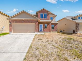 1552 Gateshead Dr, Seguin, TX 78155