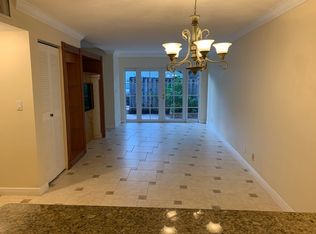307 City View Dr, Fort Lauderdale, FL 33311