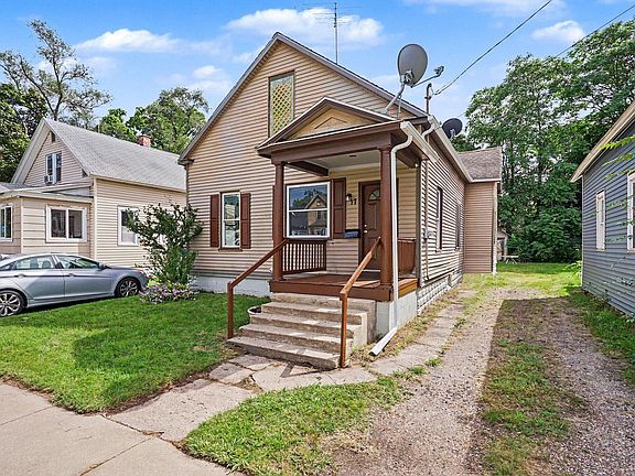 3rd image of 17 E Isabella Ave