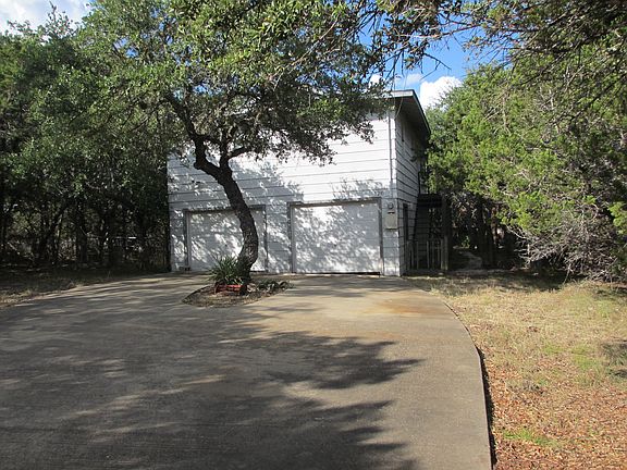 2nd image of 126 Water Oak Ln