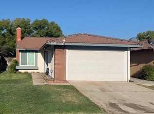 1353 N Fillmore Ave, Rialto, CA 92376