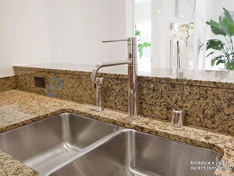 50 Lansing St #302 — Photo 7