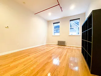 Rented by RealTegrity NY LLC