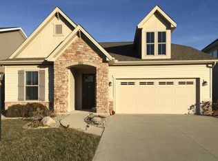 3112 Stanley Ln, Champaign, IL 61822