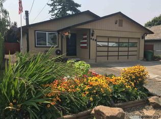 408 Jefferson St, Silverton, OR 97381