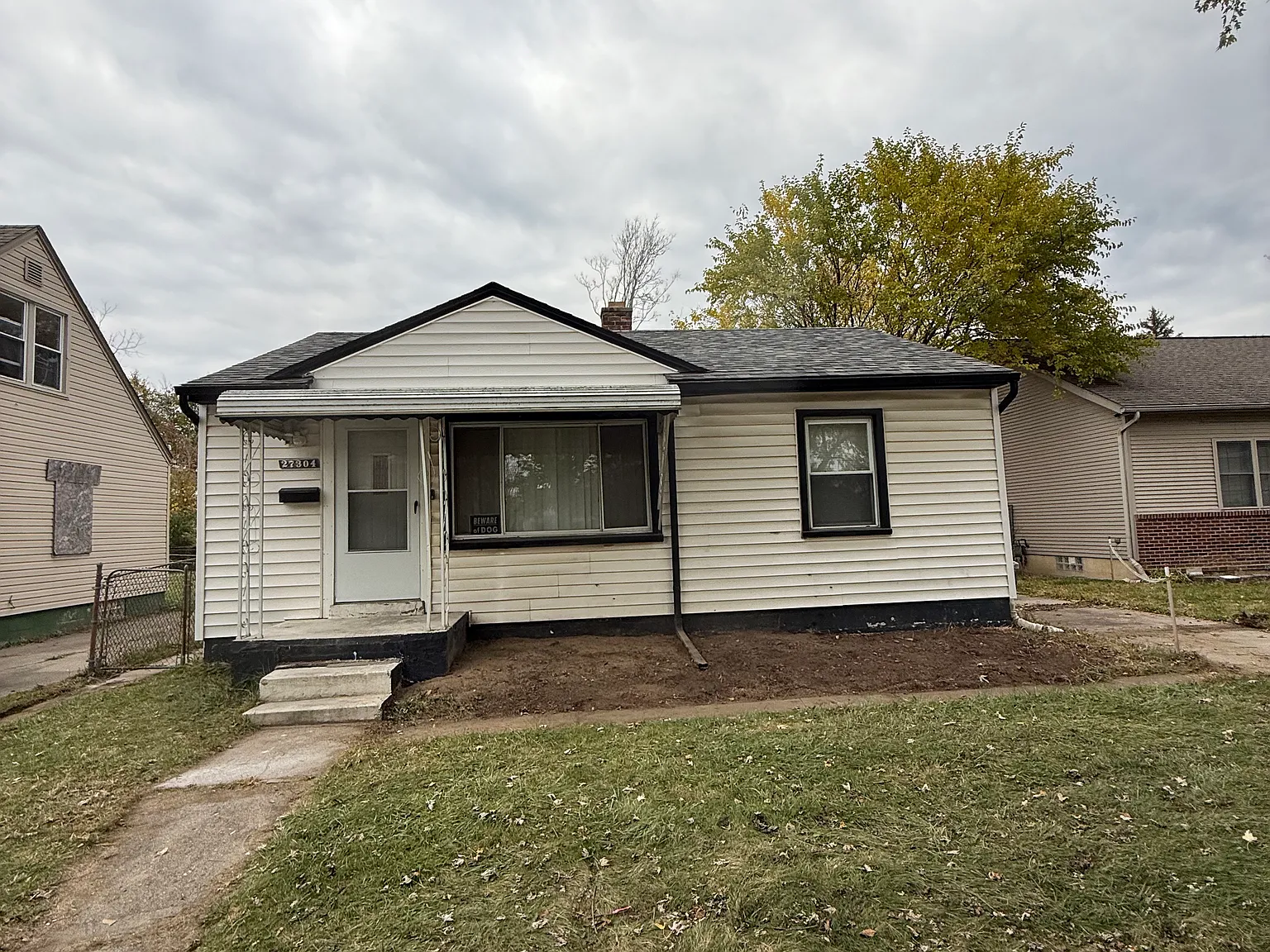 27304 New York St — Photo 1