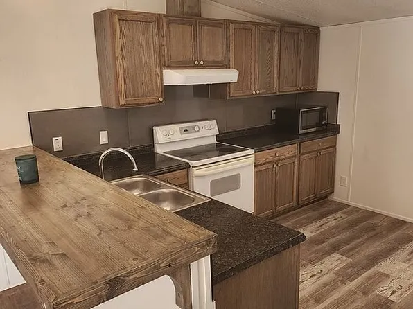 243 Irvin Jumper St, Gaston, SC 29053
