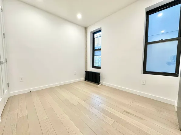 19 Wyckoff Street image 4 of 5