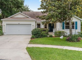 1204 Bower Ln, Lady Lake, FL 32159