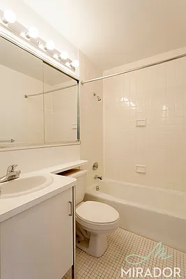 Rented by Mirador Real Estate | media 22