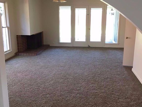 5th image of 2814 N Fruit Ave