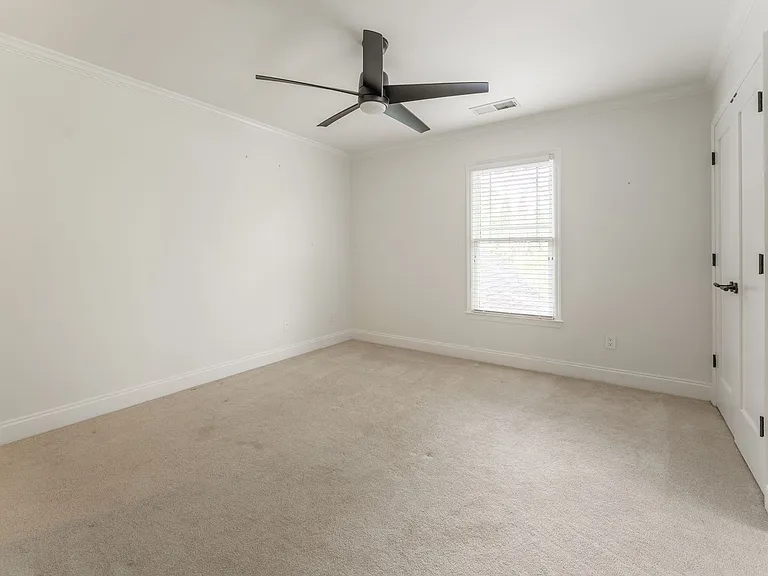 214 Chandler Walk — Photo 43