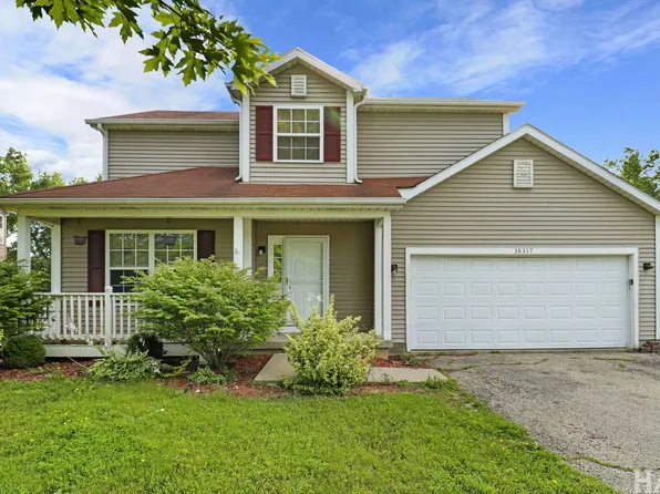 38317 N Monarch Ln, Waukegan, IL 60087