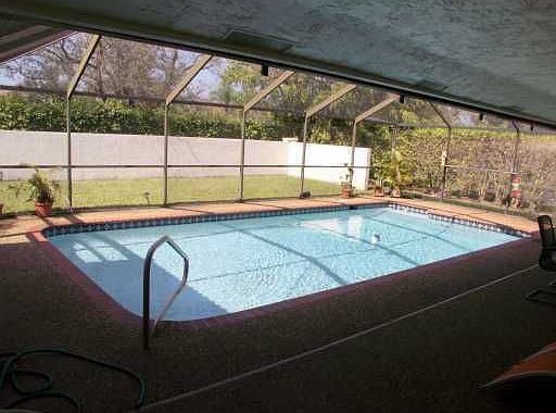 2nd image of 412 NW 113th Ter