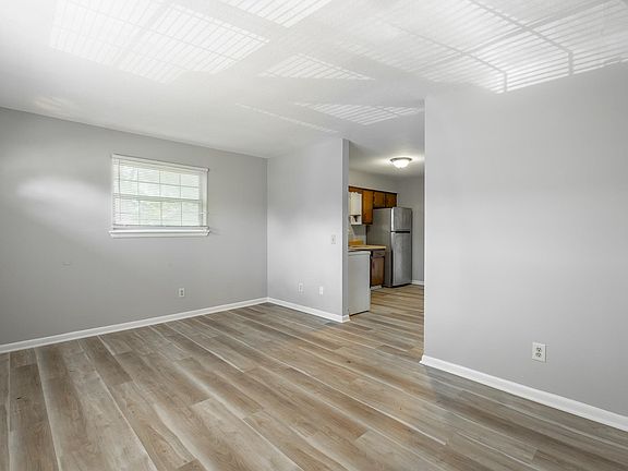 5th image of 201 Chestnut St #A