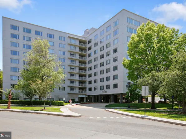 2475 Virginia Ave NW #618, Washington, DC 20037