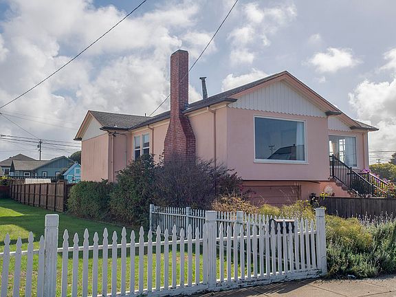 3rd image of 134 N Harrison St