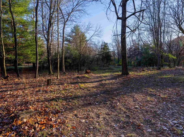 L5 W Bent Tree Dr, Baraboo, WI 53913