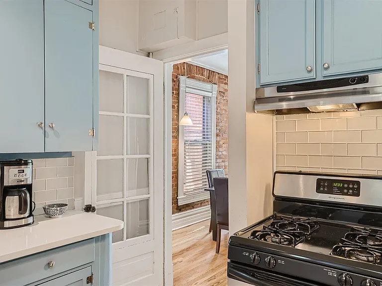 239 W Ellsworth Ave #A — Photo 10